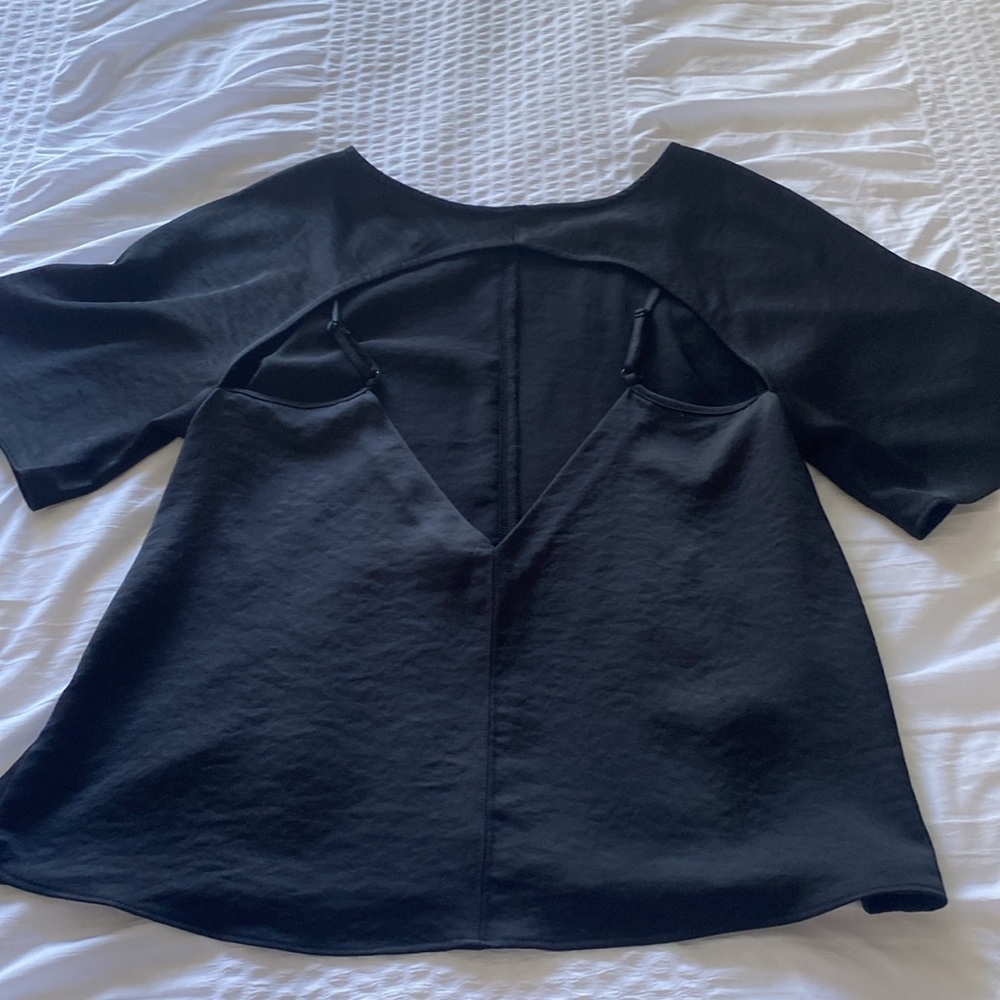 Anthropologie daily practice black sleek open back blouse size medium - Picture 5 of 12
